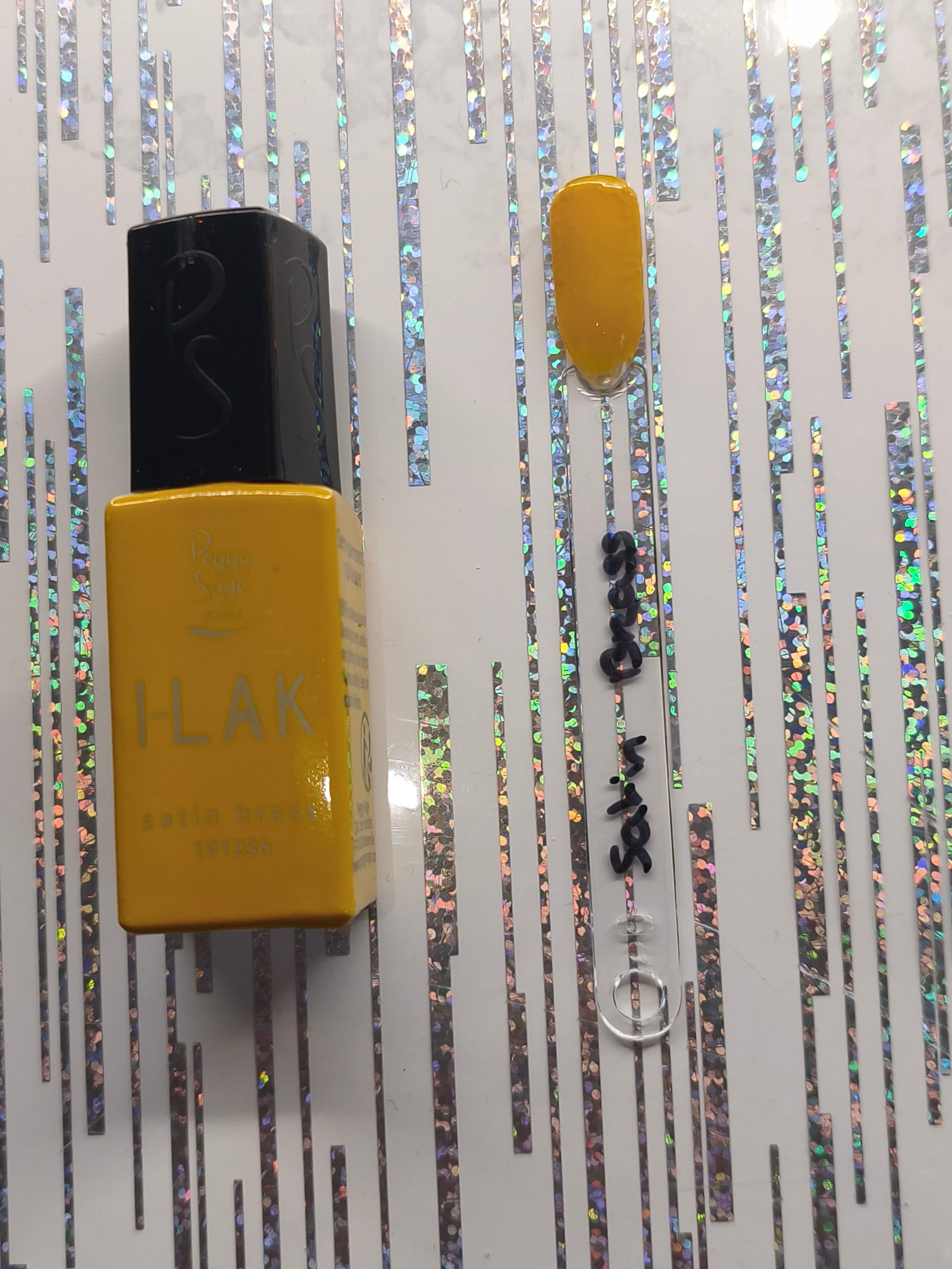 PRESS-ON NAILS ENFANTS & ADOLESCENTES - 70 COULEURS AU CHOIX