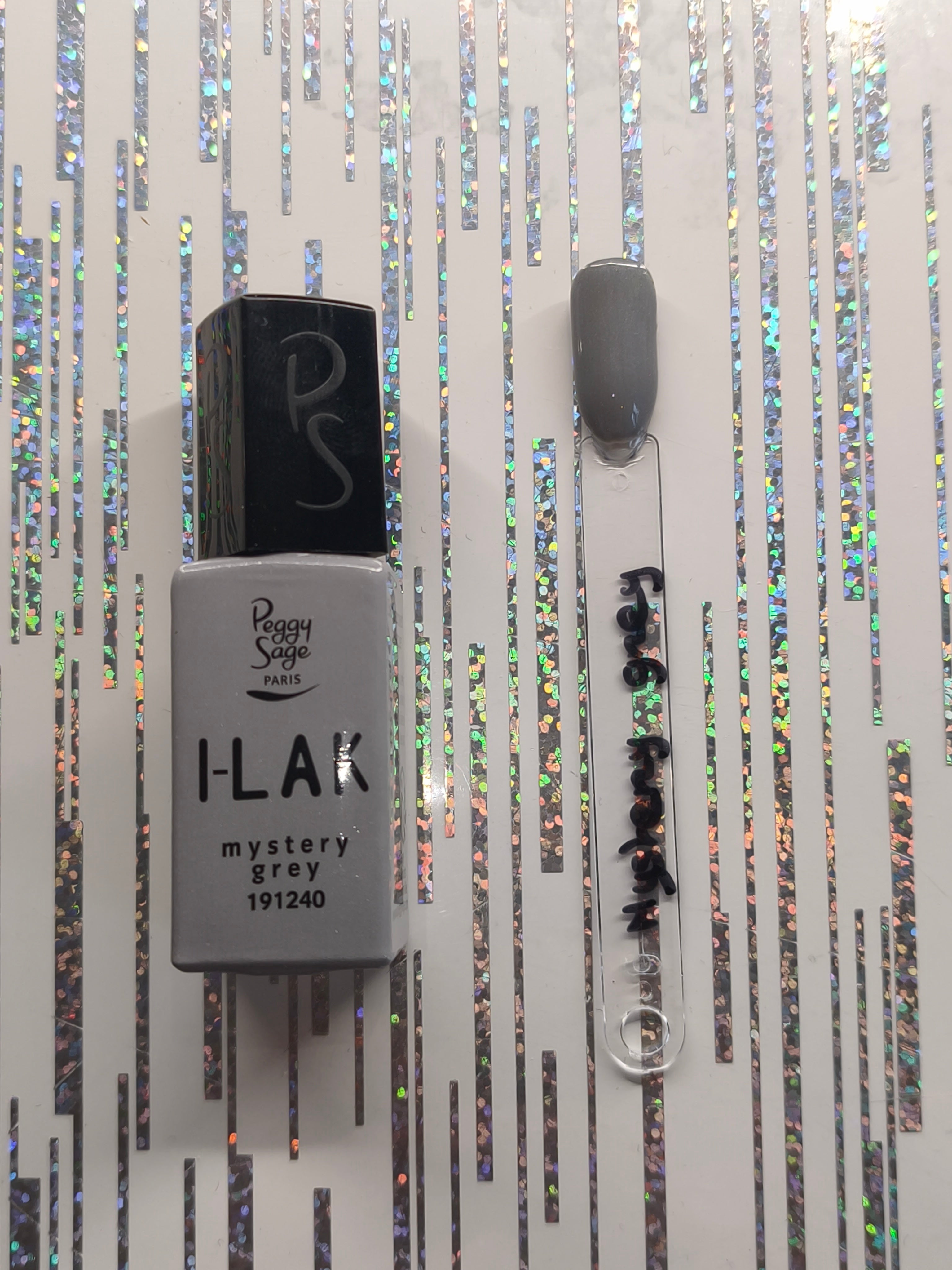 PRESS-ON NAILS ENFANTS & ADOLESCENTES - 70 COULEURS AU CHOIX