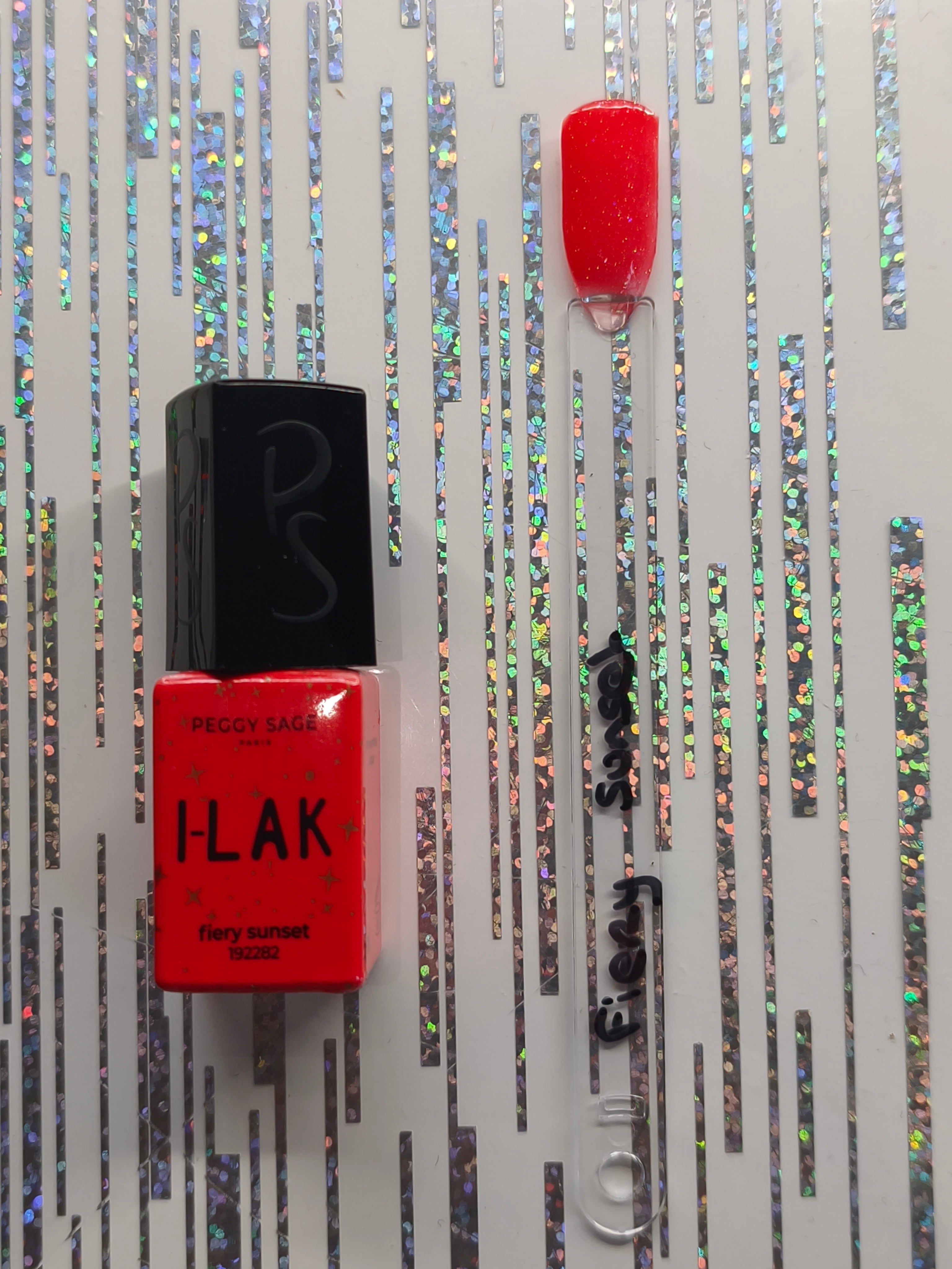 PRESS-ON NAILS ENFANTS & ADOLESCENTES - 70 COULEURS AU CHOIX