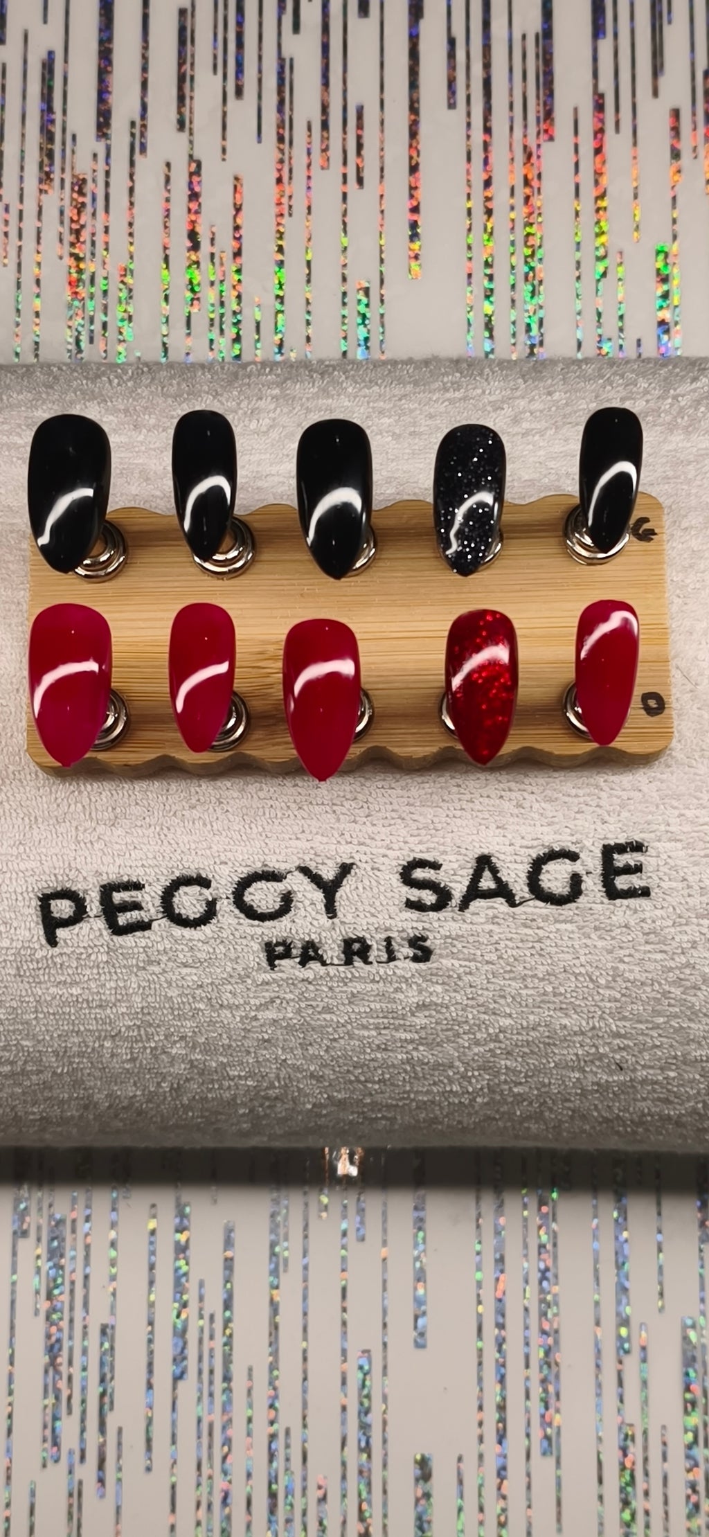 PRESS-ON NAILS FAIT MAIN -KIT 10 ONGLES COULEUR UNIE. 1/2